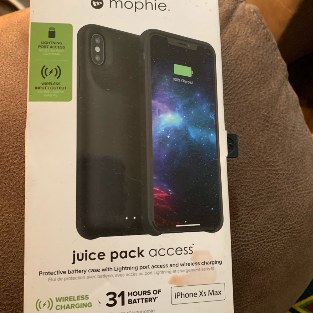 Mophie charging case for iPhone XS Max
